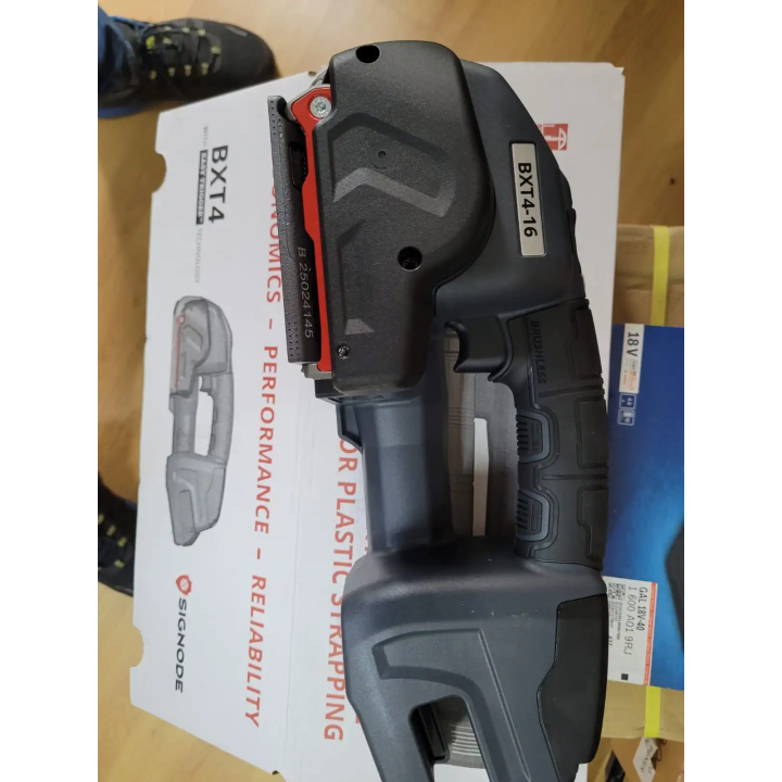 Signode BXT4 12-16mm Şarjlı Şerit Çember Makinası